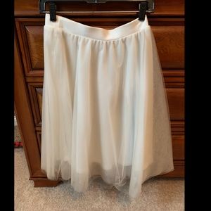 long, white, tulle Charlotte Russe skirt, size M